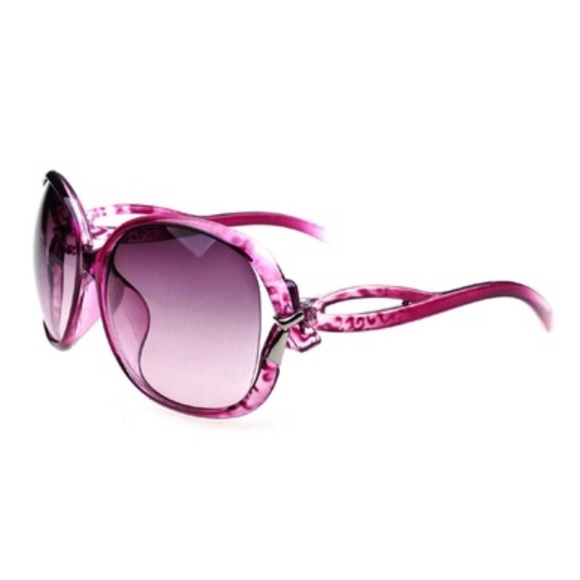 NWOT Sunglasses - Picture 1 of 1
